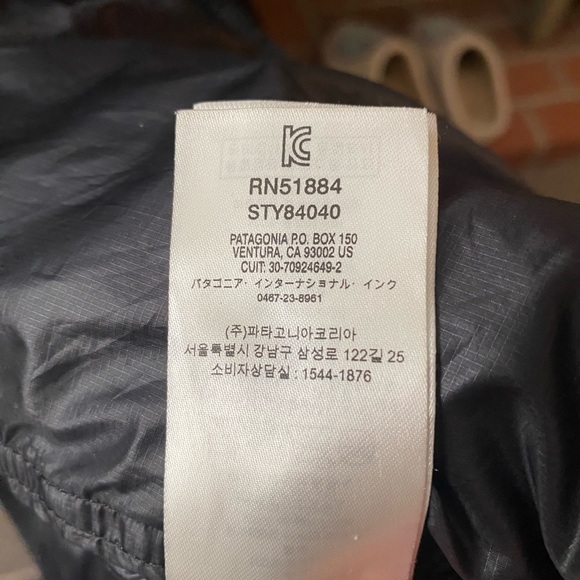 Women’s Patagonia Jacket - Picture 10 of 13